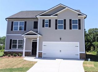 223 Champlain Rd, Hoschton, GA 30548