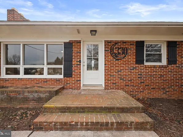 330 Roberts Mill Rd, Taneytown, MD 21787