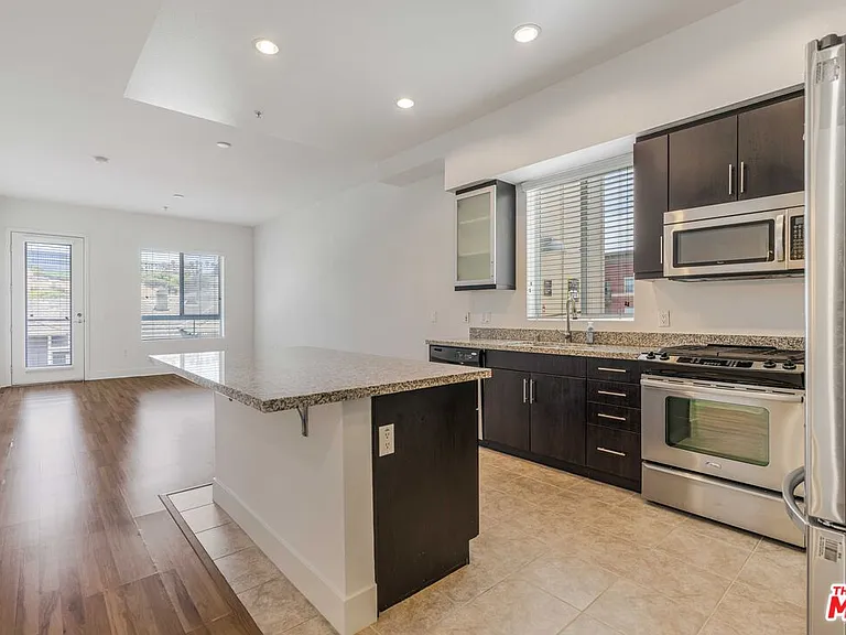 12920 Runway Rd #340 — Photo 1
