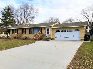 4230 Jasper Dr, Eagan, MN 55122
