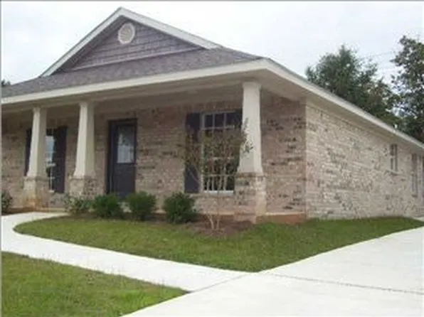 6896 Rebecca Dr N, Mobile, AL 36618