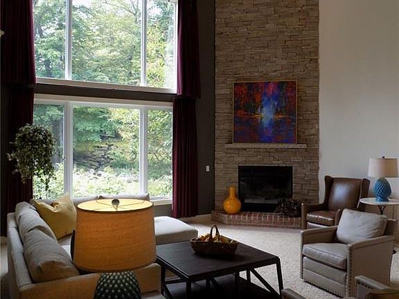 5th image of 1728 Grist Mill Dr