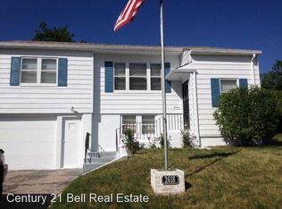 2618 Henderson Dr, Cheyenne, WY 82001