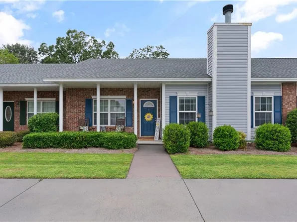 24 White Oak Ct, Brunswick, GA 31520