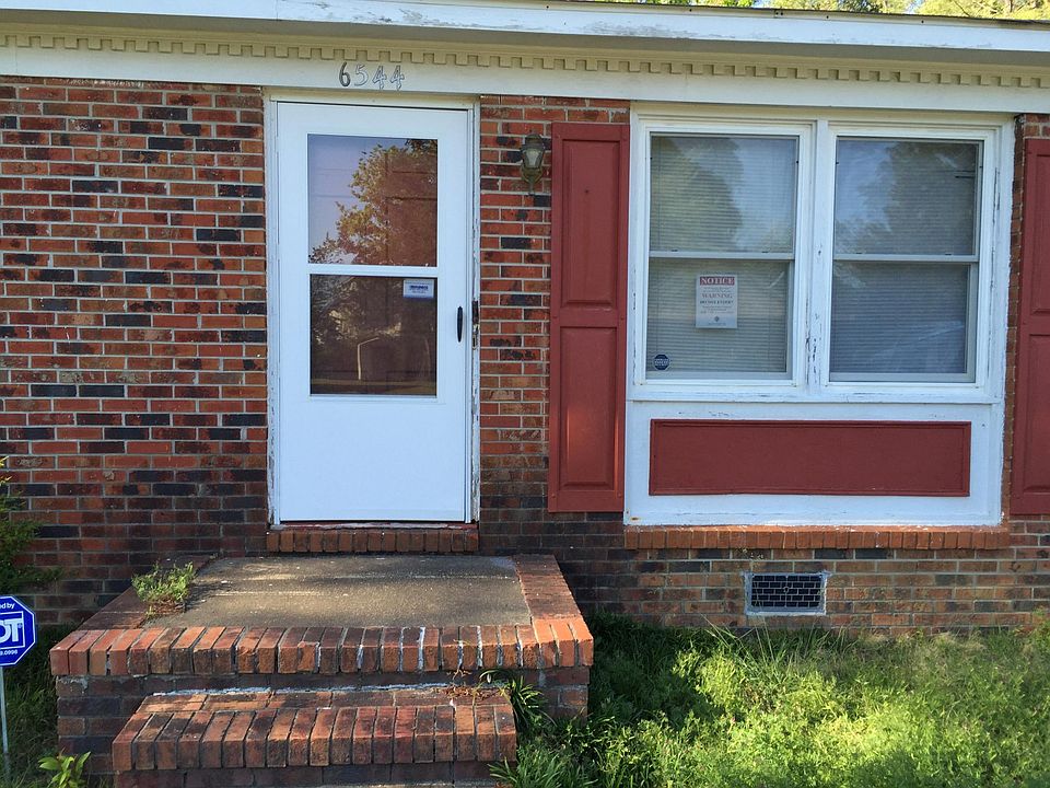 2nd image of 6544 Lagoon Dr
