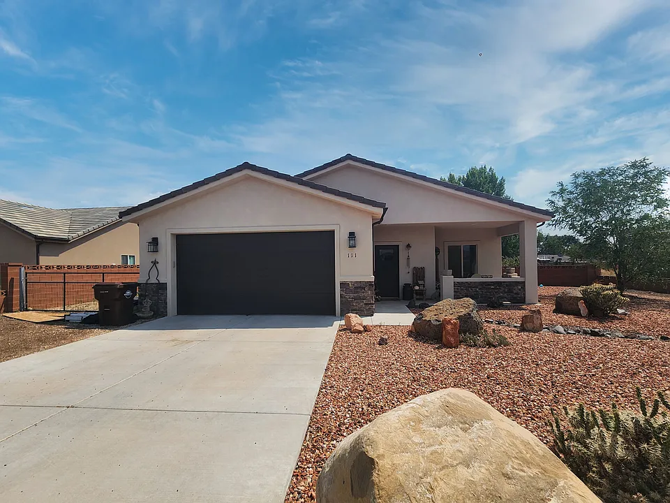 111 W Sedona Valley Rd