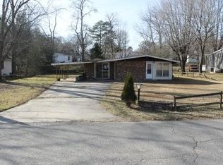 297 Shepherd Rd, Oneida, TN 37841