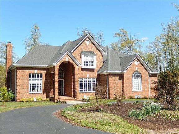 3rd image of 341 Huddersfield Dr