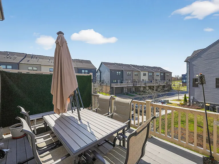 10321 Vista Meadow Way — Photo 14