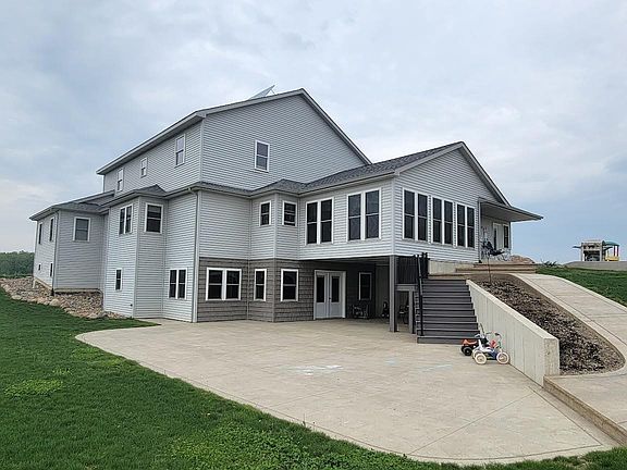 3rd image of 5499 State Road 1