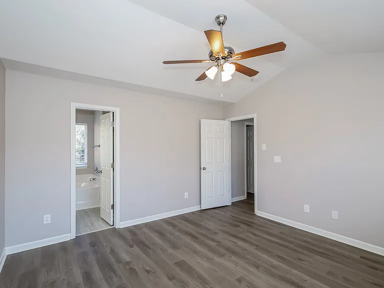 9422 Isaac Hunter Dr — Photo 11