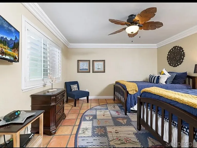 41 Kingston Ct — Photo 9