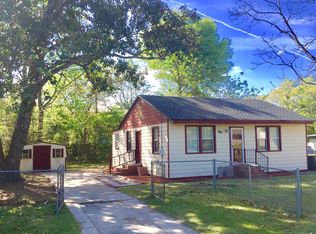 1064 Odessa Dr W, Jacksonville, FL 32254