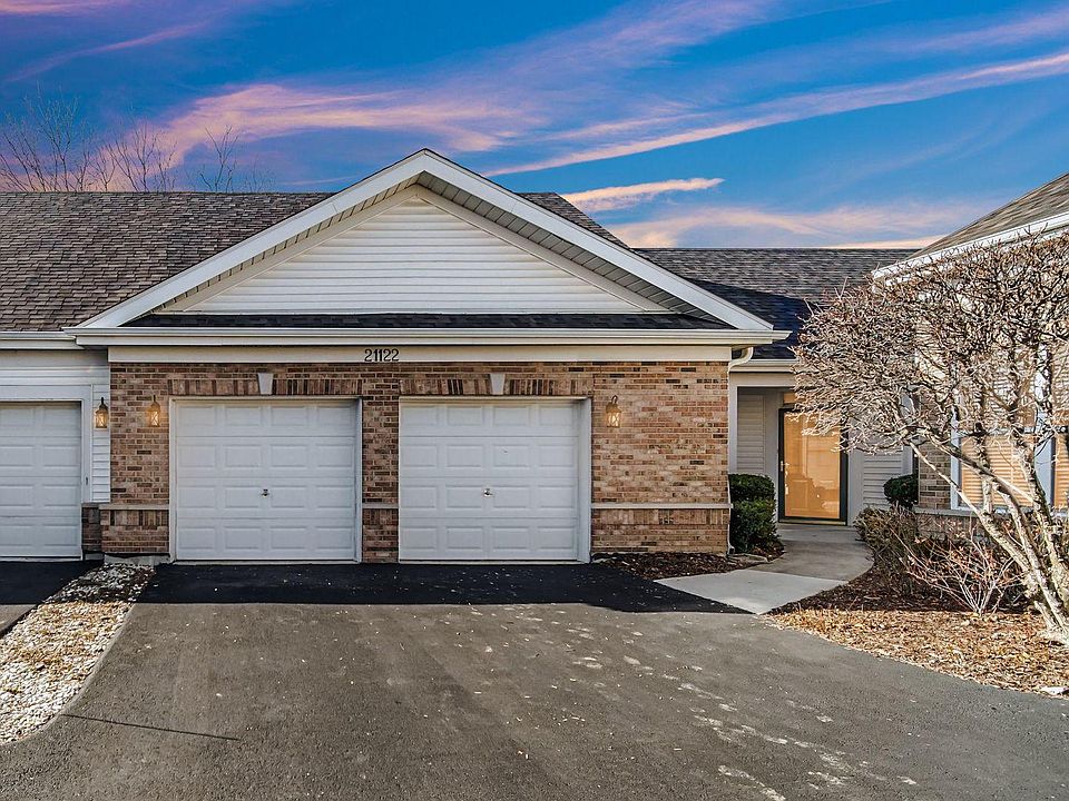 1st image of 21122 W Braxton Ln