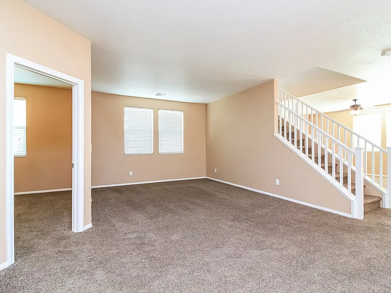 3740 Dustin Lee St — Photo 2