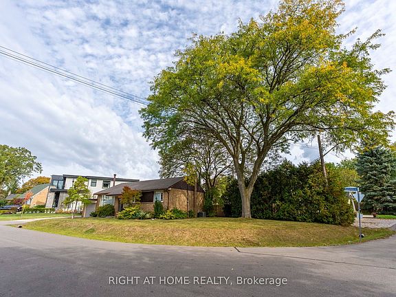2nd image of 9 Appledale Rd