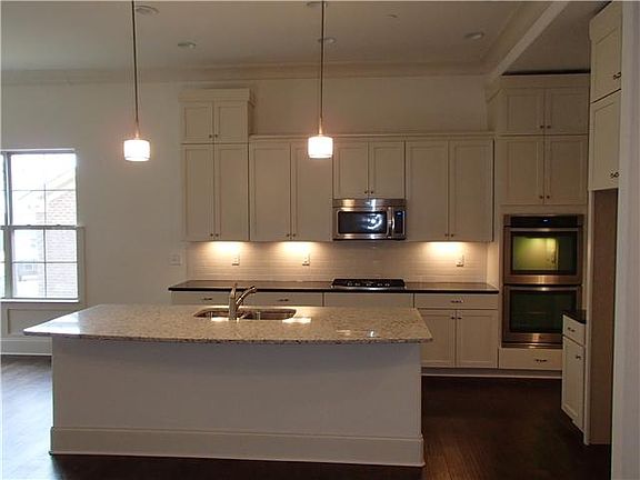 5th image of 512 Fortlee Lot 603