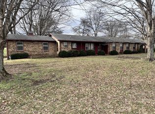 3556 Campbellsville Pike, Columbia, TN 38401