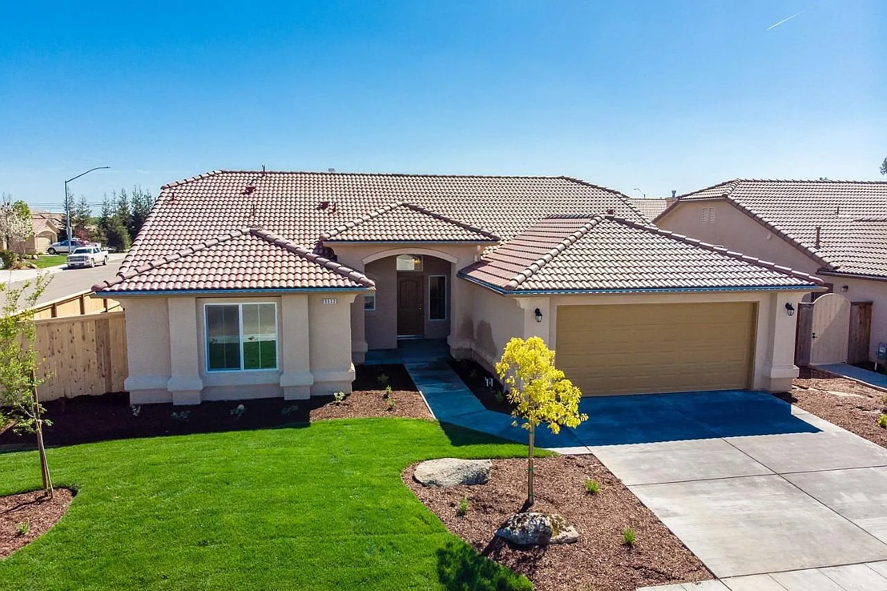 3532 Seaside Dr photo 1