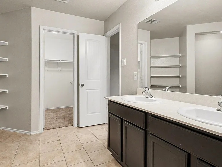 21622 Messara Ct — Photo 12