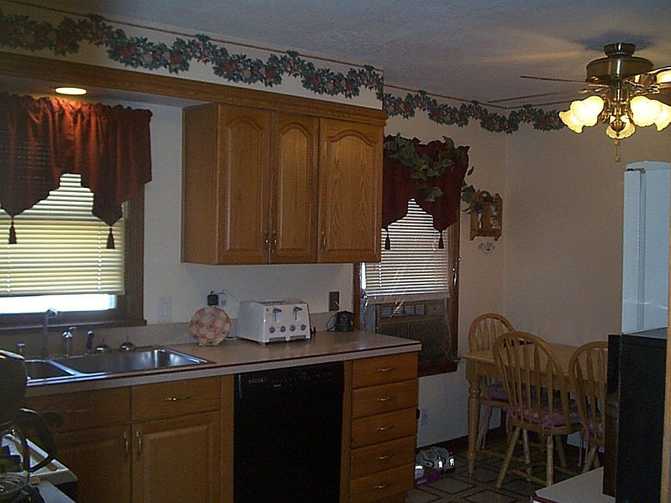 2nd image of 1840 14th St