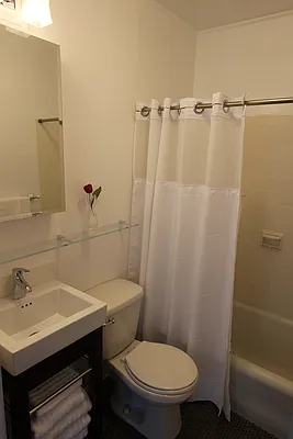 Rented by Owner | media 30