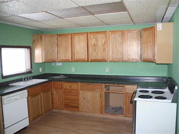 2nd image of 518 N 58th Ave W