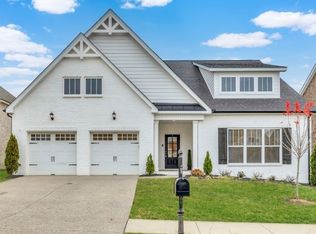 734 Pebble Creek Ln, Lebanon, TN 37090
