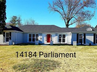 14184 Parliament Dr, Chesterfield, MO 63017