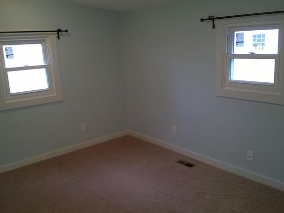 3rd image of 60 N Center St