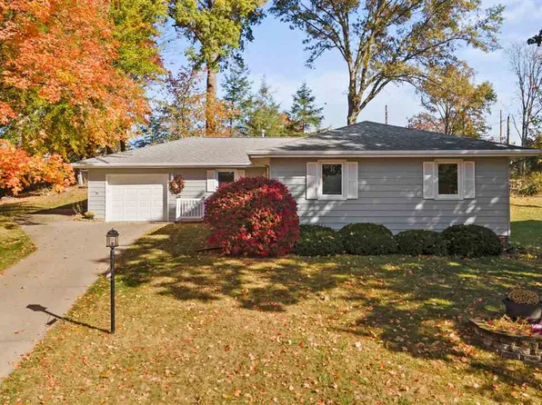 820 Talwrn Ct, Iowa City, IA 52246