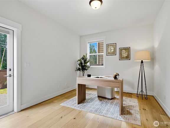 3rd image of 18615 46th Avenue SE