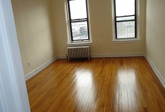 2nd image of 3217 29th St