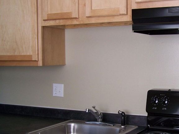 3rd image of 2614 Montana Ave APT 7
