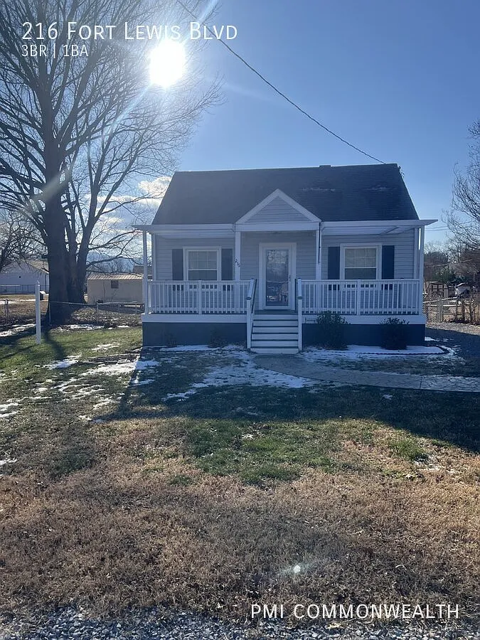 3 bed/1 bath single family home (Available 11/15/26) — Photo 1