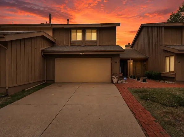 8201 E Harry St APT 1502, Wichita, KS 67207
