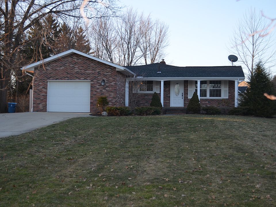 1st image of 486 Beech Row Dr