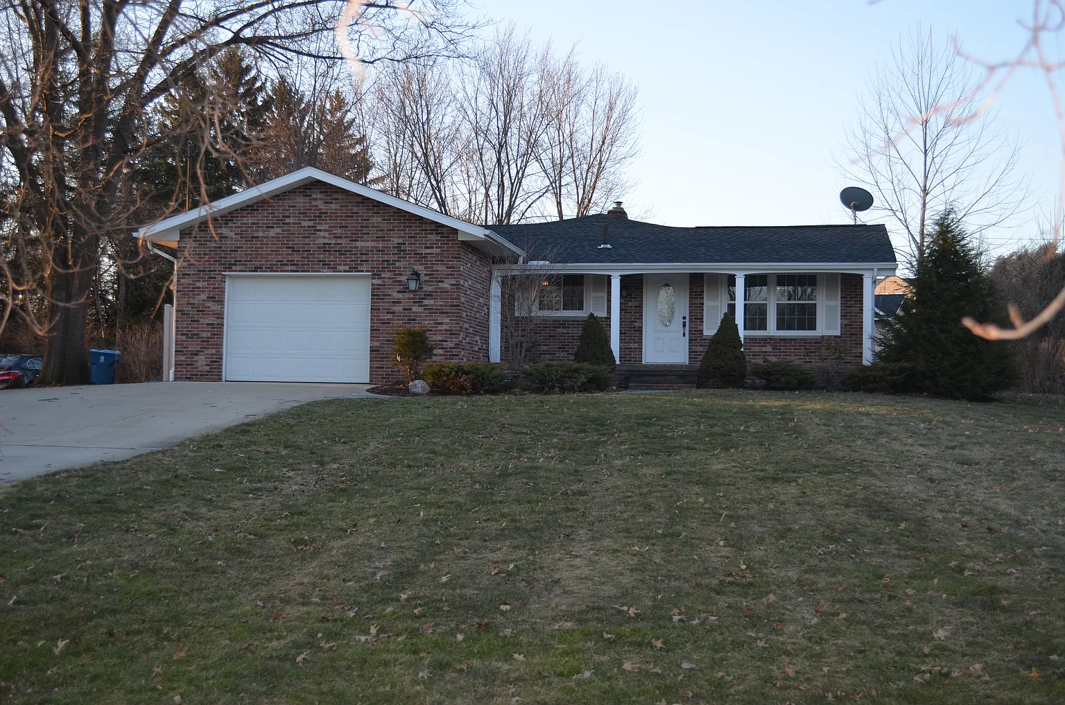486 Beech Row Dr photo 1