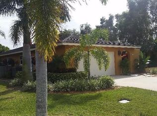 6787 Augusta Blvd, Seminole, FL 33777