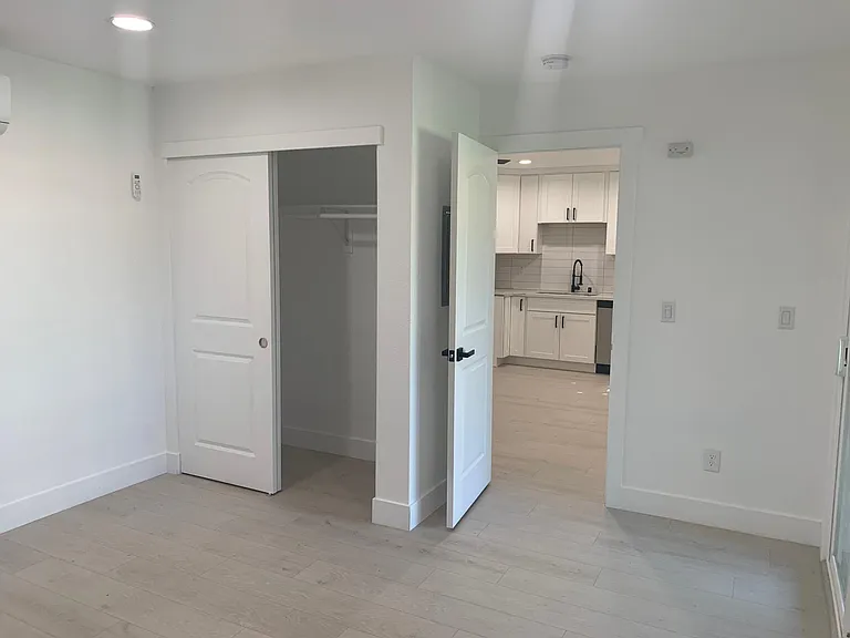 Loretto Dr — Photo 14