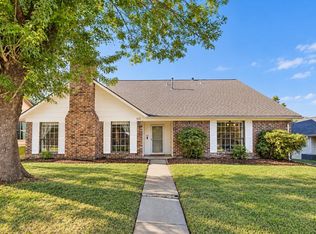 621 Torrance Dr, Garland, TX 75040