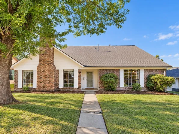 621 Torrance Dr, Garland, TX 75040
