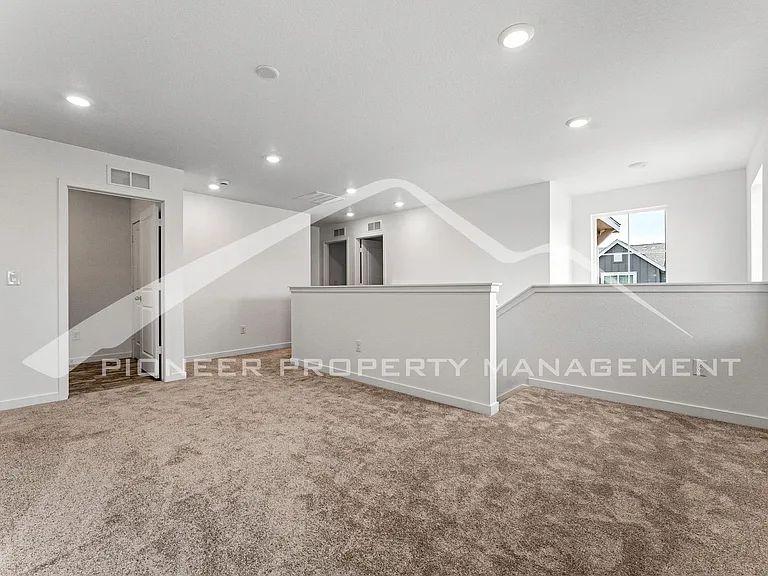 701 Lillibrook Pl — Photo 13