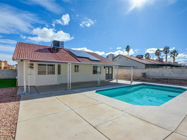 312 Manor St, Las Vegas, NV 89145