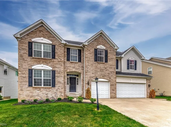 1064 Morning Glory Dr, Macedonia, OH 44056