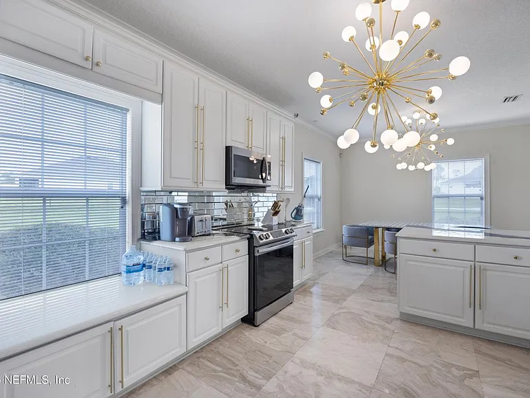 200 Sunstone Ct #GUEST HOUSE — Photo 15