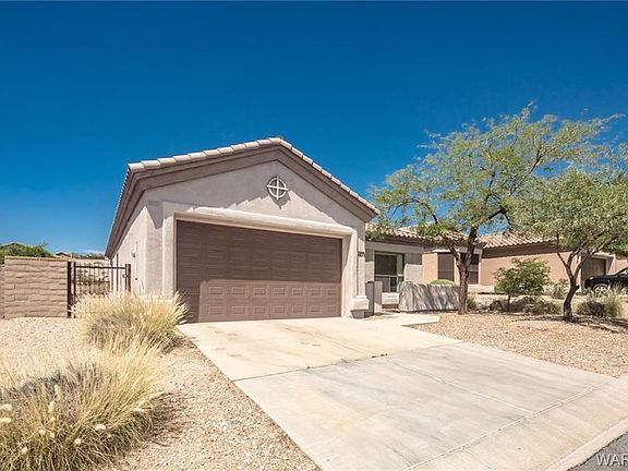 2nd image of 2893 Esmerelda Dr