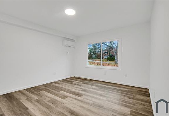 2nd image of 343 Sheffield Ave #B
