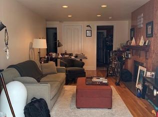 352 Tappan St APT 1B, Brookline, MA 02445
