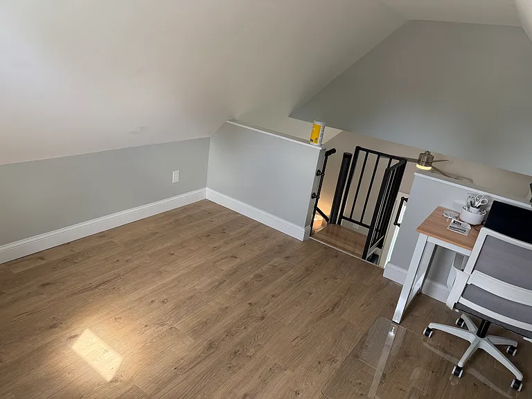 994 Portland Rd #19 — Photo 6